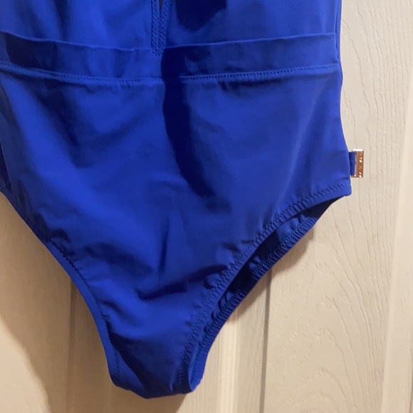 SHAN - Picture 3 of 14